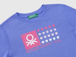 Organic cotton t-shirt with glittery print