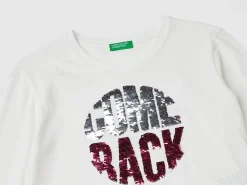 Organic cotton t-shirt with sequins