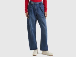 Oversized fit jeans