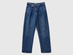 Oversized fit jeans