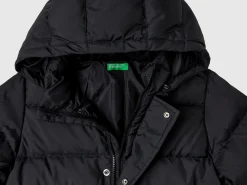 Padded jacket with removable hood