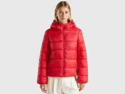 Padded puffer jacket with recycled wadding