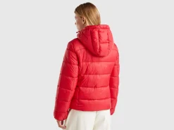 Padded puffer jacket with recycled wadding