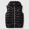 Padded vest in 3D wadding with hood