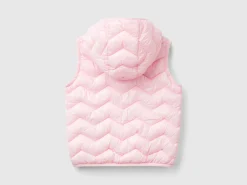 Padded vest in 3D wadding with hood