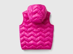 Padded vest in 3D wadding with hood