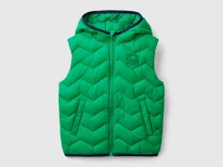 Padded vest with hood