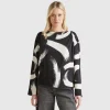 Patterned flowy blouse