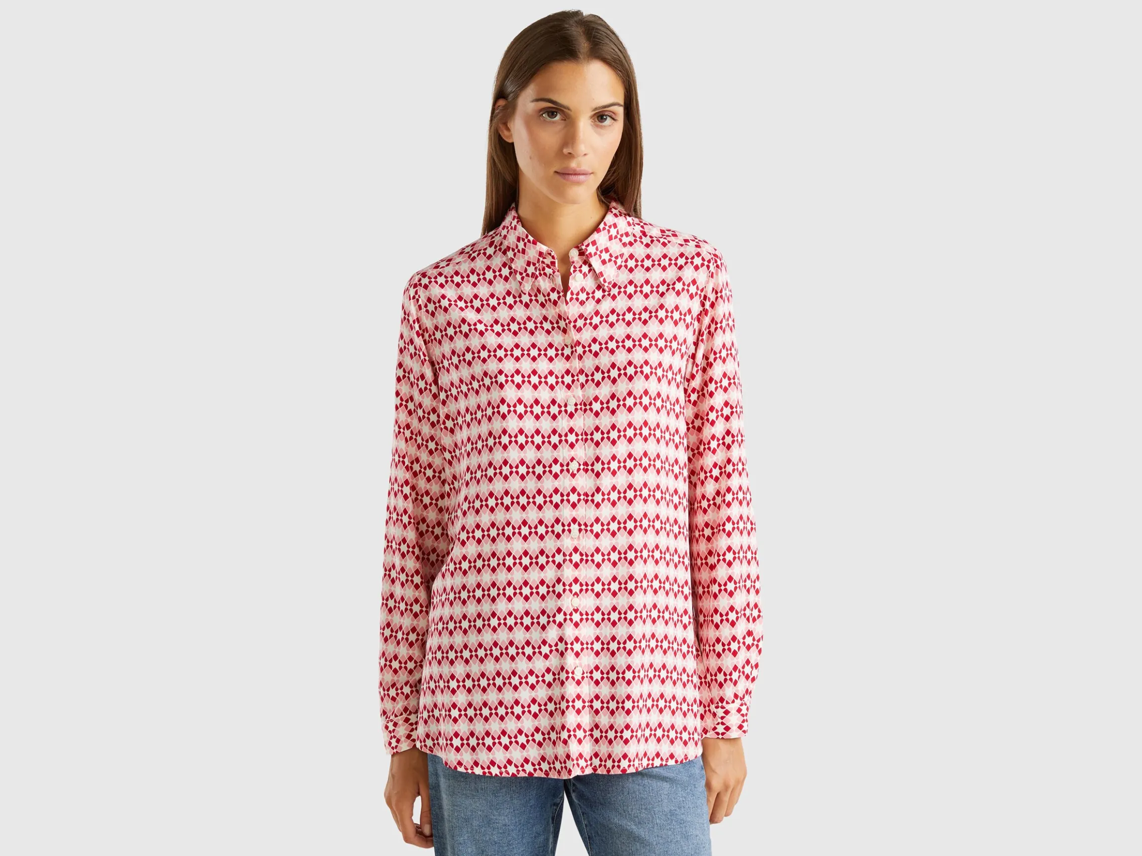 Patterned shirt in viscose