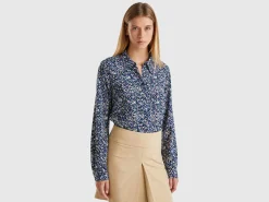 Patterned shirt in viscose