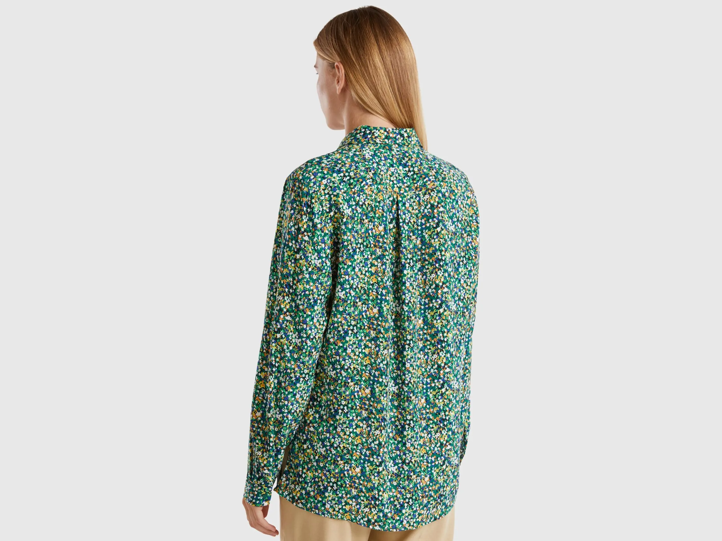 Patterned shirt in viscose
