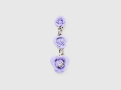 Pendant earrings with roses