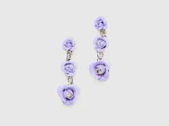 Pendant earrings with roses
