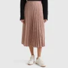 Pleated skirt with geometric pattern