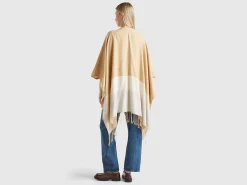 Poncho in recycled fabric