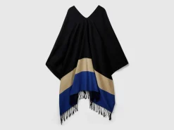 Poncho in recycled fabric