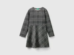 Prince of Wales dress