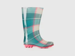 Printed rain boots