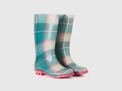 Printed rain boots