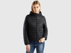Puffer jacket with recycled wadding