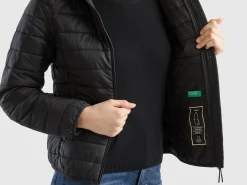 Puffer jacket with recycled wadding