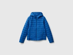 Puffer jacket with recycled wadding