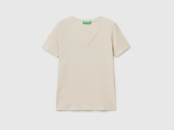 Pure cotton t-shirt with V-neck
