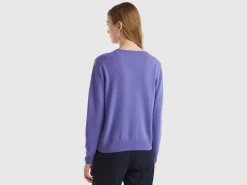 Purple V-neck sweater in pure Merino wool