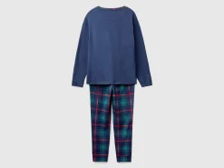 Pyjamas in warm cotton
