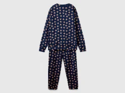 Pyjamas with reindeer print