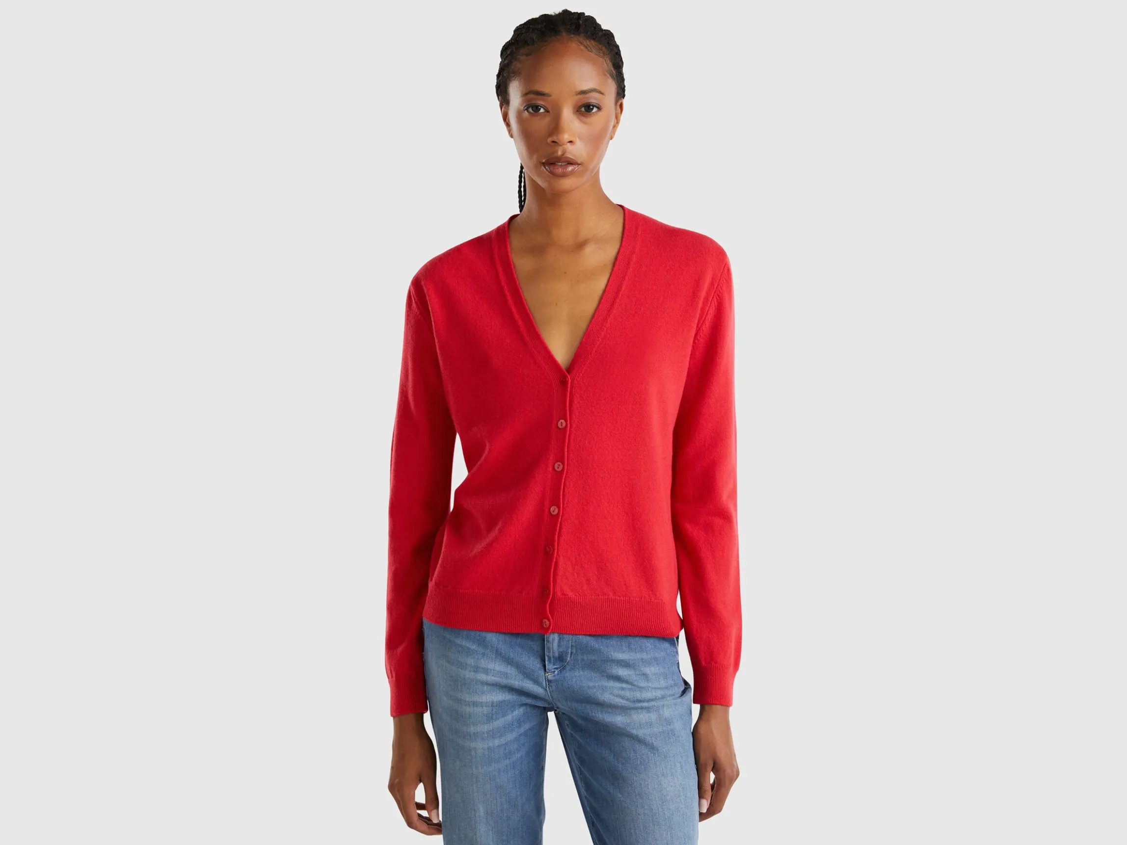 Red plum crew neck cardigan in pure Merino wool