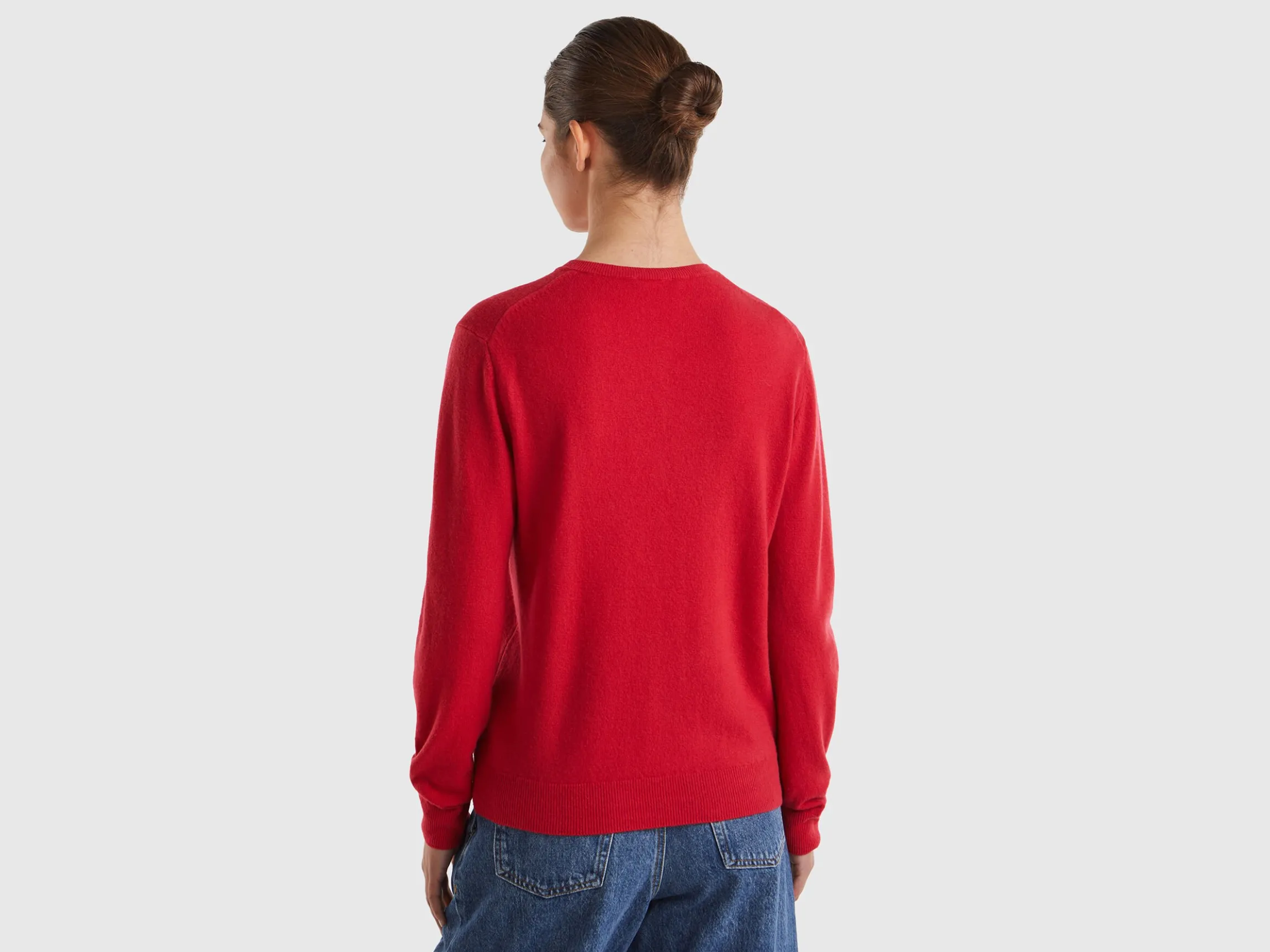Red plum crew neck cardigan in pure Merino wool