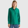 Regular fit flowy shirt