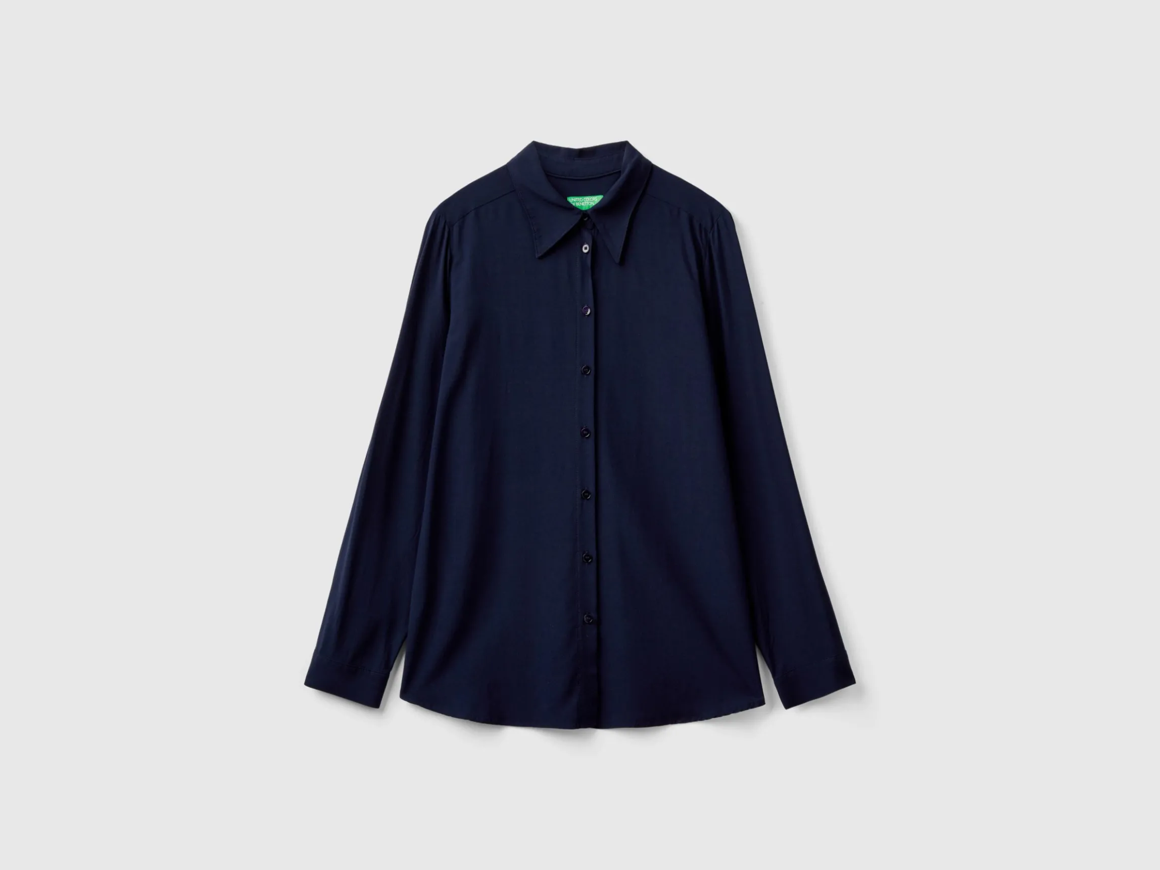 Regular fit shirt in viscose