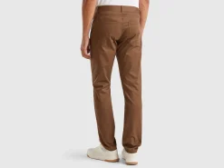 Regular fit trousers