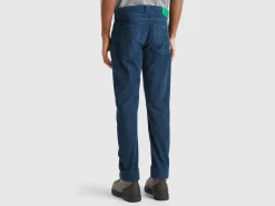 Regular fit velvet trousers