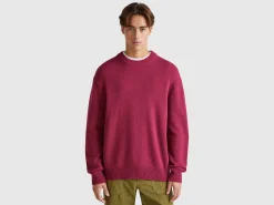 Relaxed fit sweater