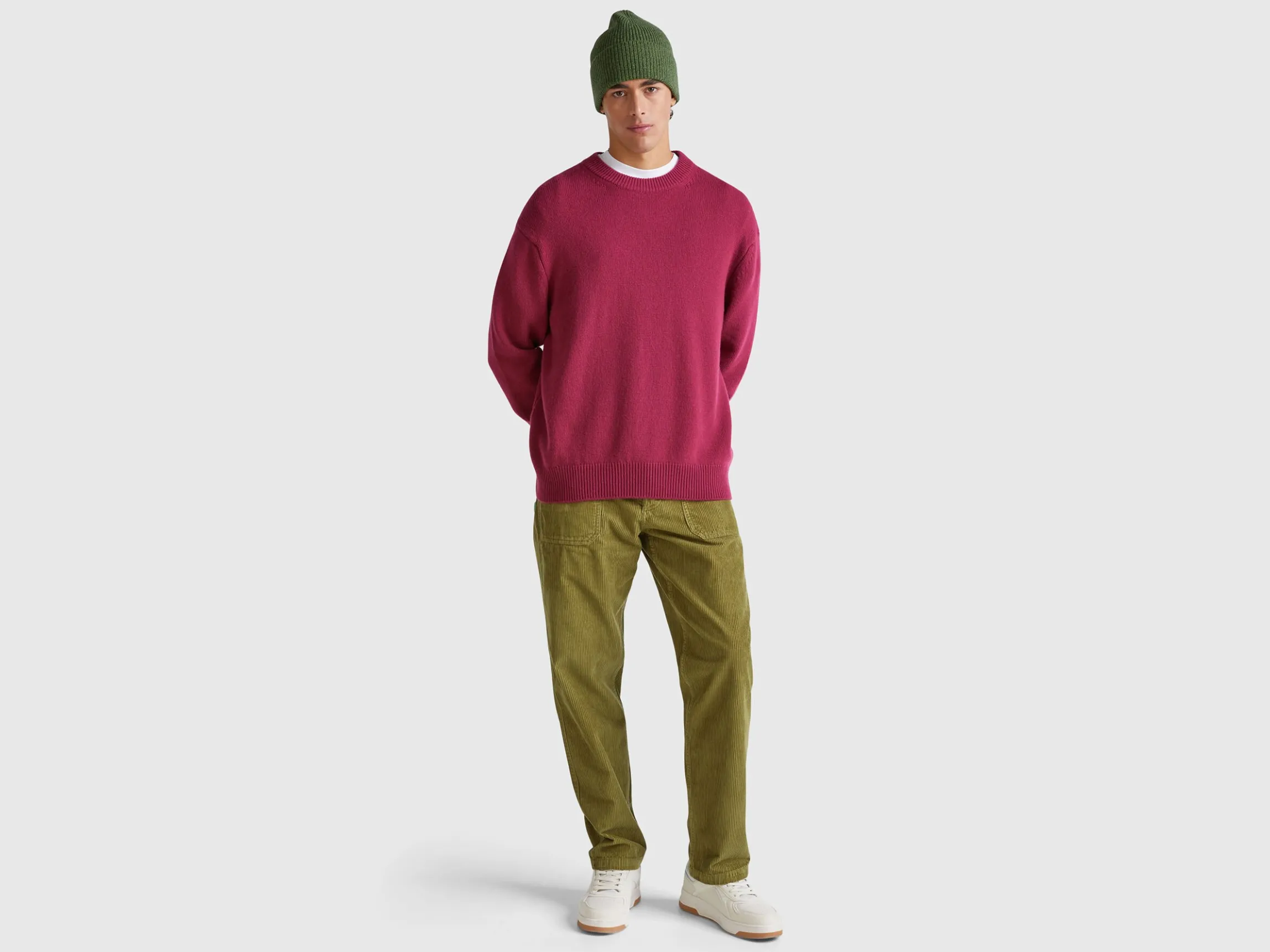 Relaxed fit sweater