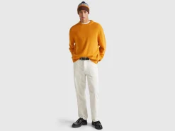 Relaxed fit sweater