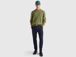 Relaxed fit sweater