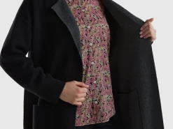 Reversible knit coat