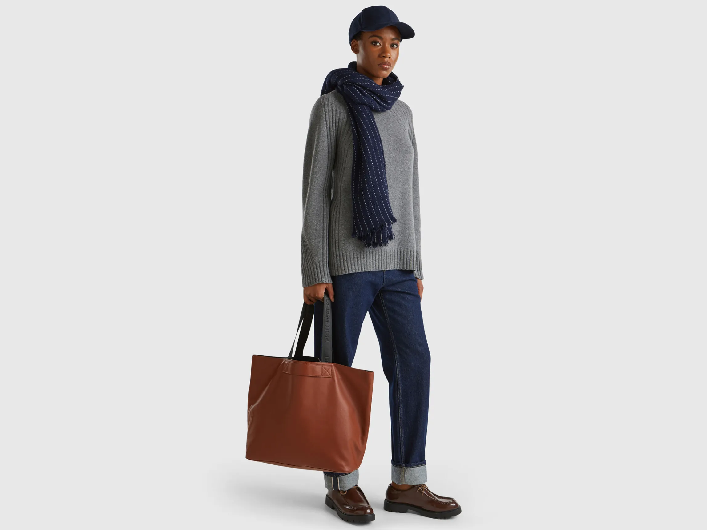 Reversible tote bag