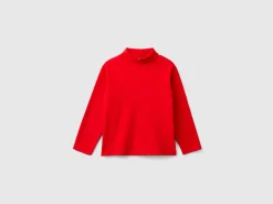 Ribbed knit turtleneck t-shirt