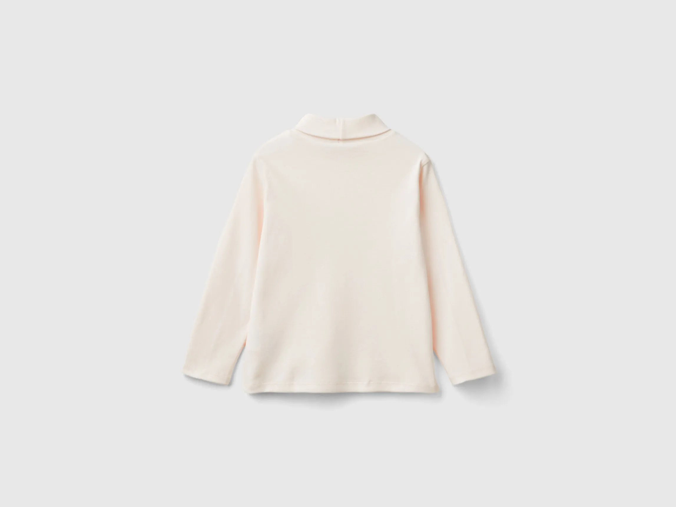 Ribbed knit turtleneck t-shirt