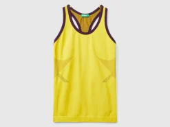 Seamless sports tank top