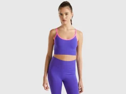 Seamless sports top bra