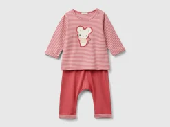 Set in 100% organic cotton