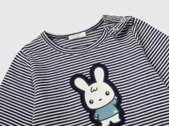 Set in 100% organic cotton