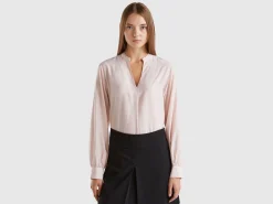 Shirt with Henley neck