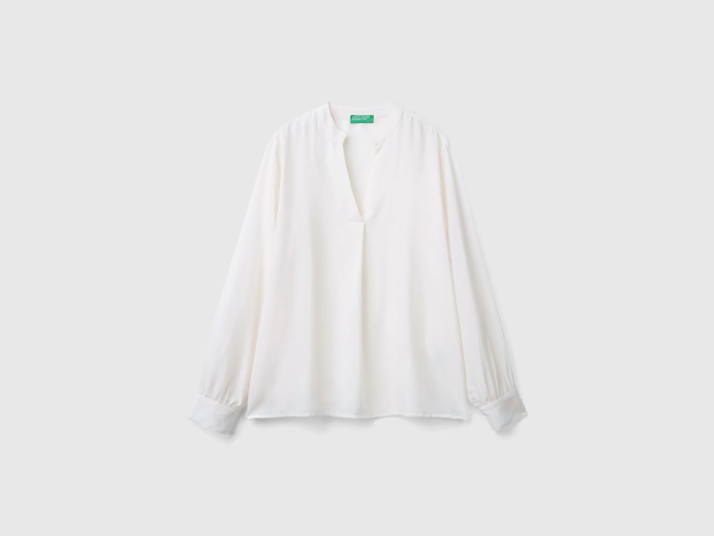 Shirt with Henley neck